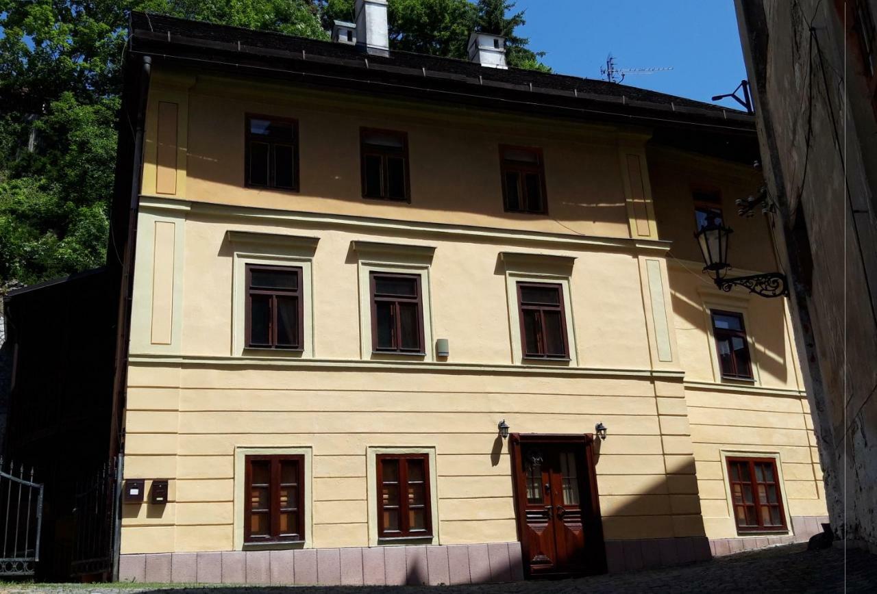 Apartman Pri Lyceu Banská Štiavnica Екстериор снимка