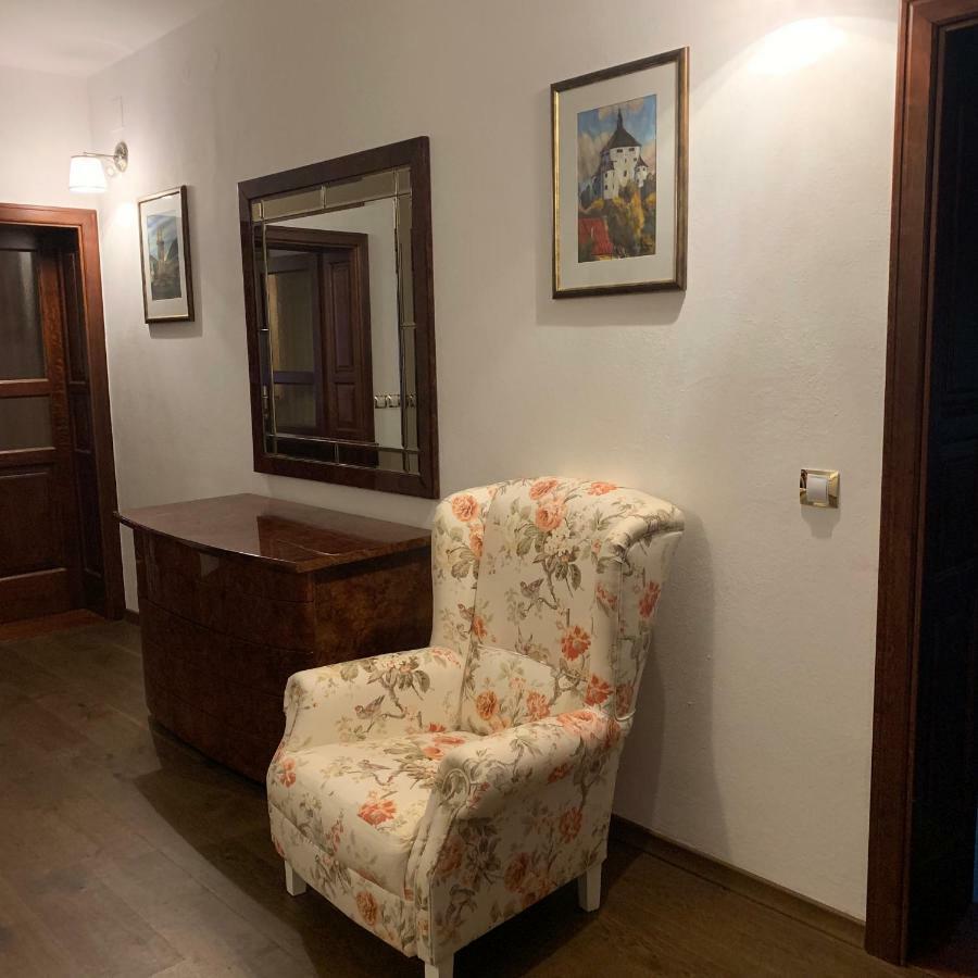 Apartman Pri Lyceu Banská Štiavnica Екстериор снимка